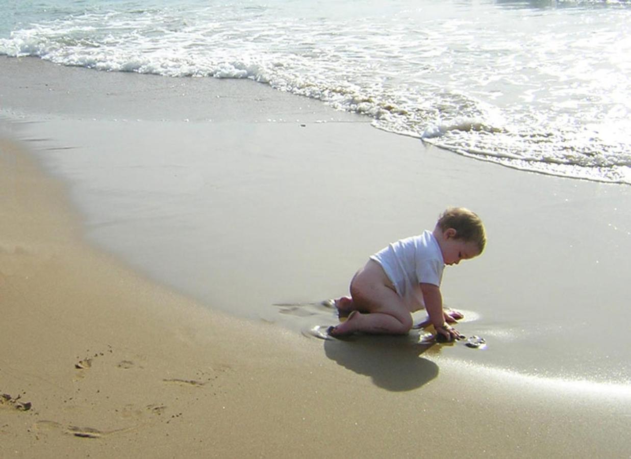 Holiday Studio Apartments Yannis On Agios Gordios Beach In Corfu Buitenkant foto