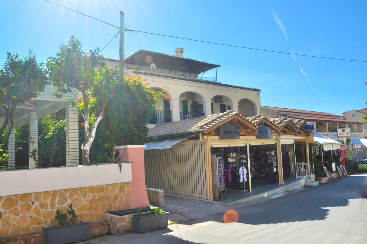 Holiday Studio Apartments Yannis On Agios Gordios Beach In Corfu Buitenkant foto